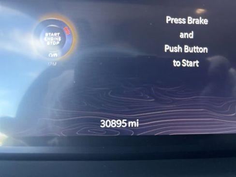 Used 2023 Jeep Grand Cherokee Limited w/ Luxury Tech Group II AWD/4WD image 3