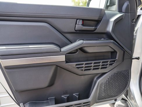 Certified 2025 Toyota 4Runner SR5 AWD/4WD image 20