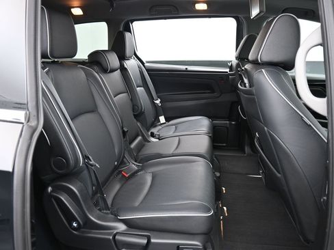 Certified 2024 Honda Odyssey Elite image 24