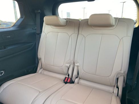 New 2025 Jeep Grand Cherokee L Limited image 35