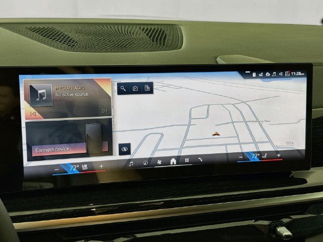 New 2027 BMW X7 xDrive40i w/ M Sport Package AWD/4WD image 15