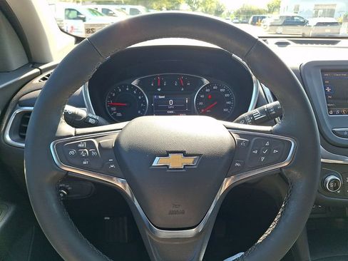 Used 2023 Chevrolet Equinox LT FWD image 18