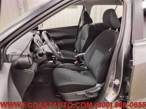 Used 2023 Nissan Kicks S FWD image 10