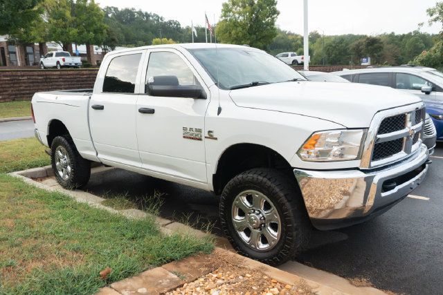 Used 2016 RAM 2500 Tradesman w/ Chrome Appearance Group AWD/4WD image 3