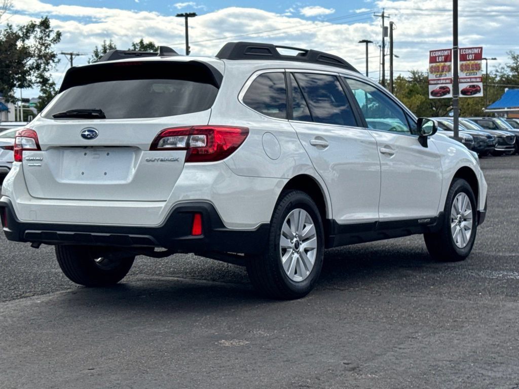 Used 2019 Subaru Outback 2.5i Premium AWD/4WD image 8