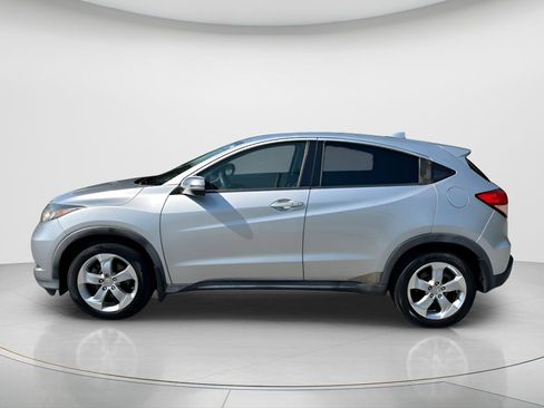 Used 2016 Honda HR-V EX image 7