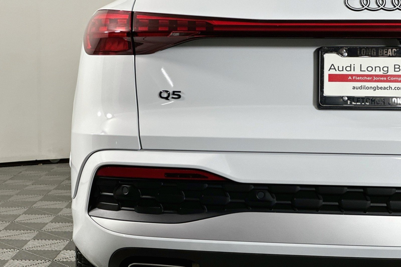 Used 2026 Audi Q5 Premium w/ Premium Plus AWD/4WD image 17
