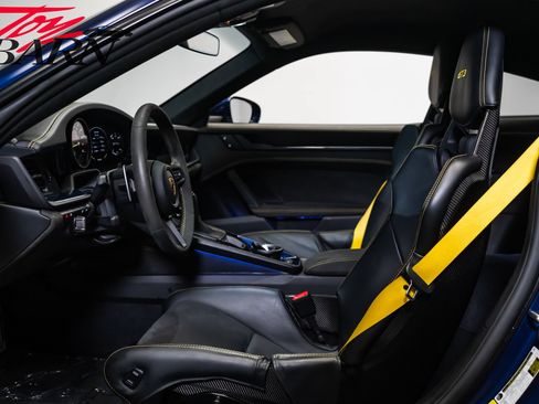Used 2022 Porsche 911 GT3 RWD image 24