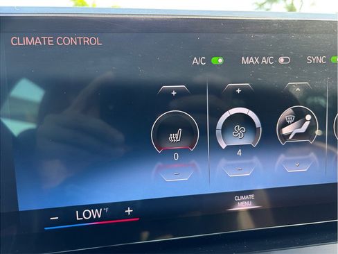 Used 2023 BMW 330i Sedan w/ Premium Package RWD image 35