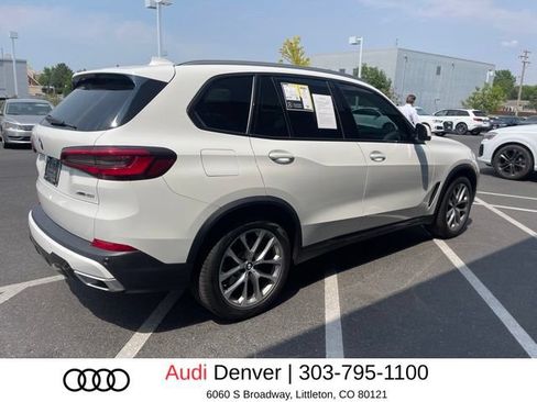 Used 2023 BMW X5 xDrive40i w/ Parking Assistance Package AWD/4WD image 3