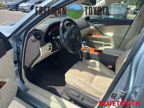 Used 2009 Lexus IS 250 RWD image 6
