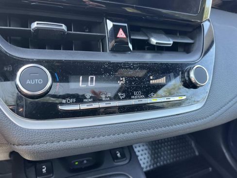 Used 2024 Toyota Corolla XSE FWD image 37