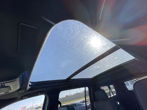 New 2025 Chevrolet Suburban High Country image 69