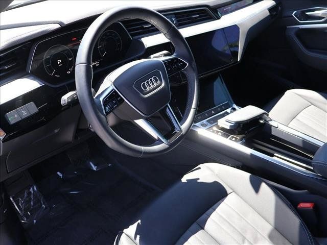 Used 2024 Audi Q8 e-tron Premium AWD/4WD image 13