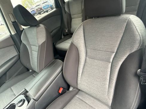 Used 2021 Nissan Rogue SV AWD/4WD image 10