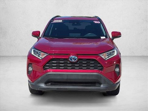 Used 2020 Toyota RAV4 XLE w/ Convenience Package AWD/4WD image 2