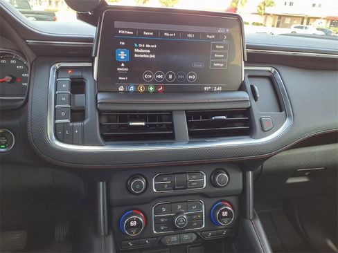 Used 2021 Chevrolet Suburban RST w/ Luxury Package image 31