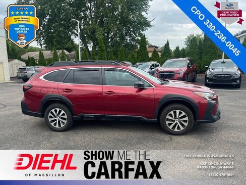 Used 2024 Subaru Outback Premium AWD/4WD image 2