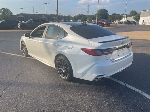 Used 2025 Toyota Camry XSE FWD image 7
