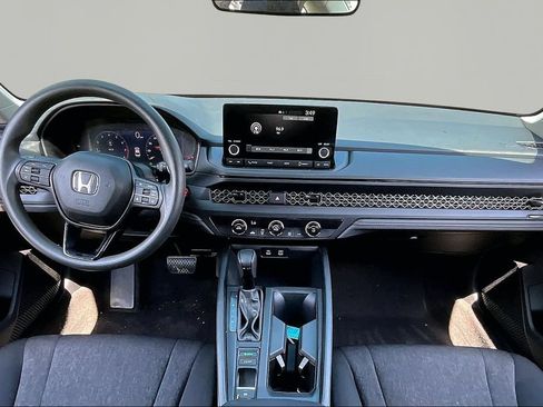 Used 2025 Honda Accord LX image 7