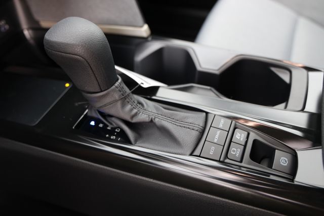 New 2026 Toyota Camry LE w/ Convenience Package FWD image 22