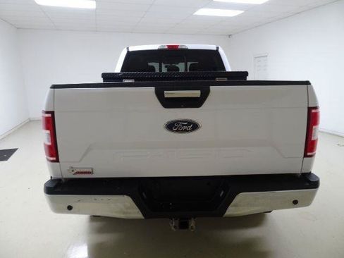 Used 2018 Ford F150 XLT w/ Equipment Group 302A Luxury AWD/4WD image 5