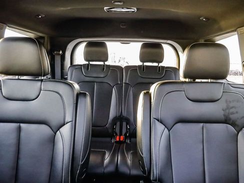 Certified 2024 Jeep Grand Cherokee L Limited w/ Luxury Tech Group II image 28