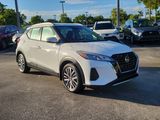 Used 2021 Nissan Kicks SV image 4