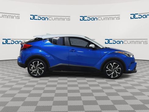 Used 2018 Toyota C-HR XLE FWD image 9