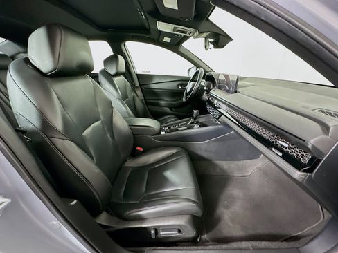 Used 2023 Honda Accord Sport image 29