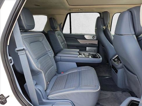 Used 2021 Lincoln Navigator Black Label w/ Cargo Convenience Package AWD/4WD image 22