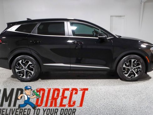 Used 2024 Kia Sportage EX FWD image 6