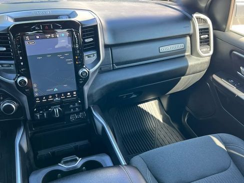 Used 2023 RAM 1500 Big Horn AWD/4WD image 36