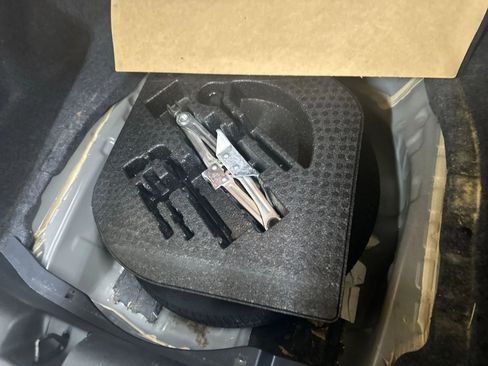 Used 2013 Honda Accord LX image 28