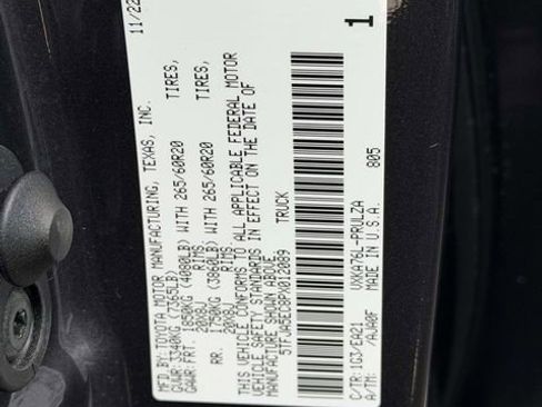 Used 2023 Toyota Tundra Limited image 27