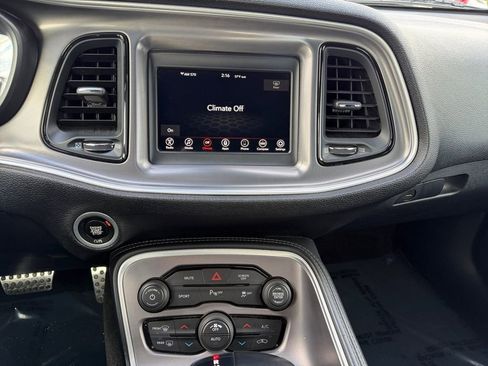 Used 2022 Dodge Challenger R/T w/ Blacktop Package image 20