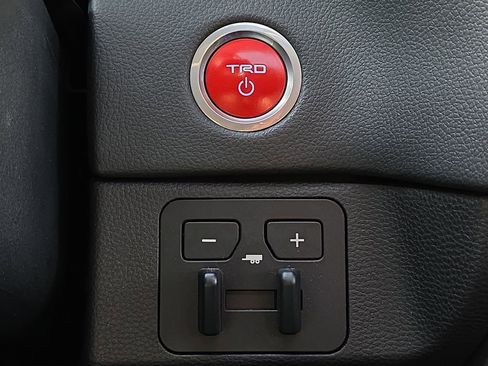 Used 2023 Toyota Sequoia Limited w/ TRD Off-Road Package AWD/4WD image 30
