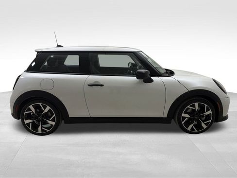 Certified 2025 MINI Cooper S image 10