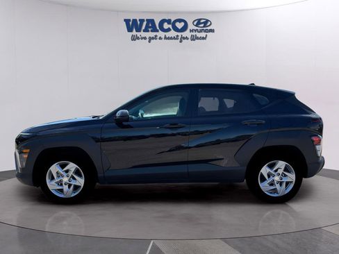 Used 2026 Hyundai Kona SE image 3