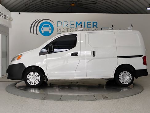Used 2017 Nissan NV200 S image 56