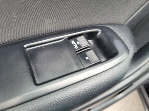 Used 2019 Ford Ranger XL w/ Equipment Group 101A Mid RWD image 19