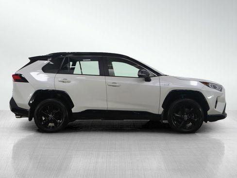 Used 2020 Toyota RAV4 XSE image 6