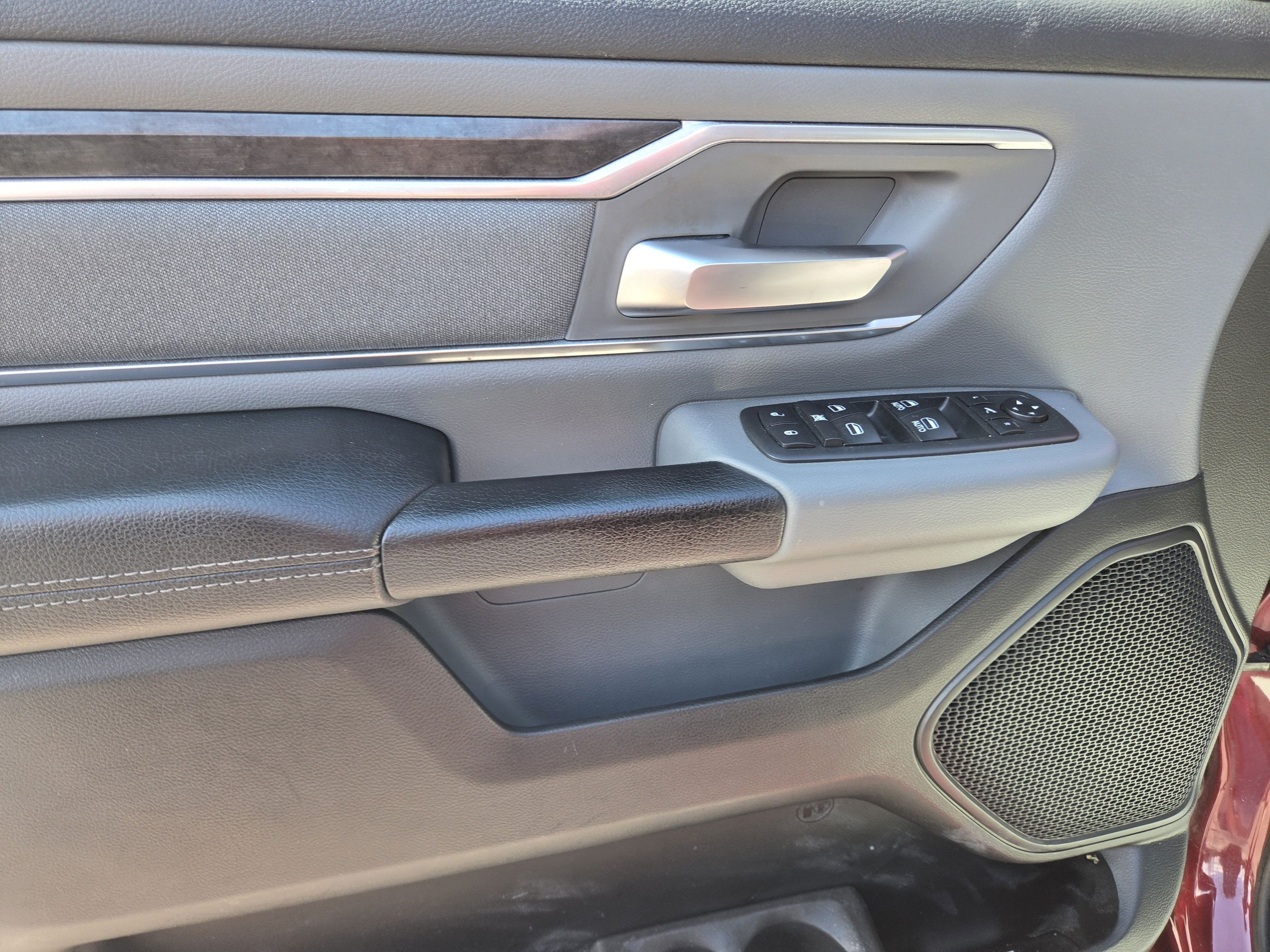 Used 2019 RAM 1500 Big Horn RWD image 9