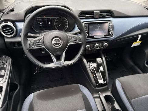 Used 2025 Nissan Versa SV w/ Trunk Package FWD image 10