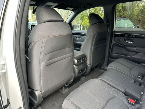 New 2026 Honda Pilot Sport image 11