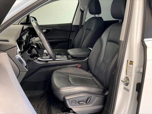 Used 2022 Audi Q7 2.0T Premium w/ Convenience Package image 7