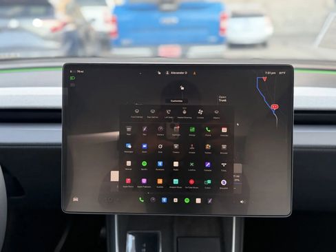 Used 2026 Tesla Model Y Long Range AWD/4WD image 29