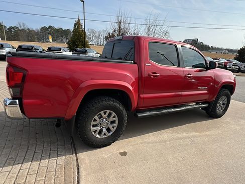 Used 2019 Toyota Tacoma 4x4 Double Cab image 8