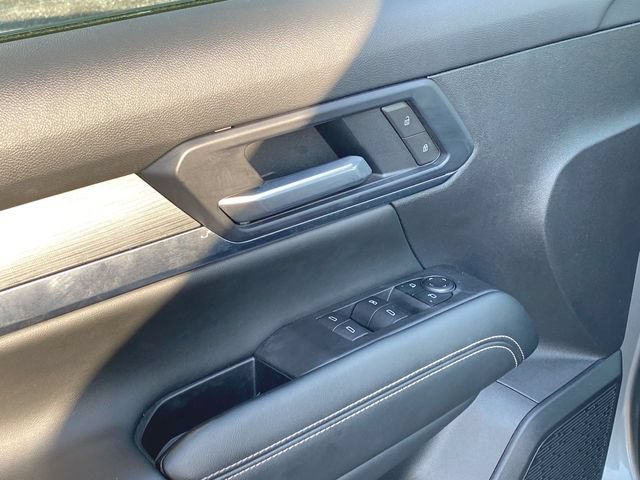 Used 2025 GMC Terrain Elevation AWD/4WD image 23