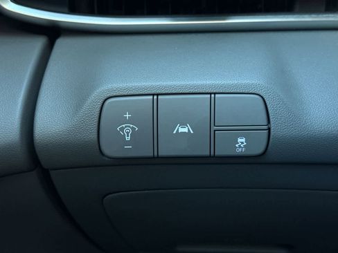 Used 2023 Hyundai Elantra SEL w/ Convenience Package image 21